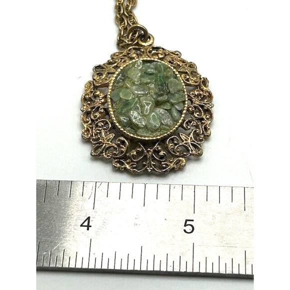Vintage Estate Faux Green Jade Stone Pendant Filigree Gold Tone 24" Necklace - Picture 7 of 8